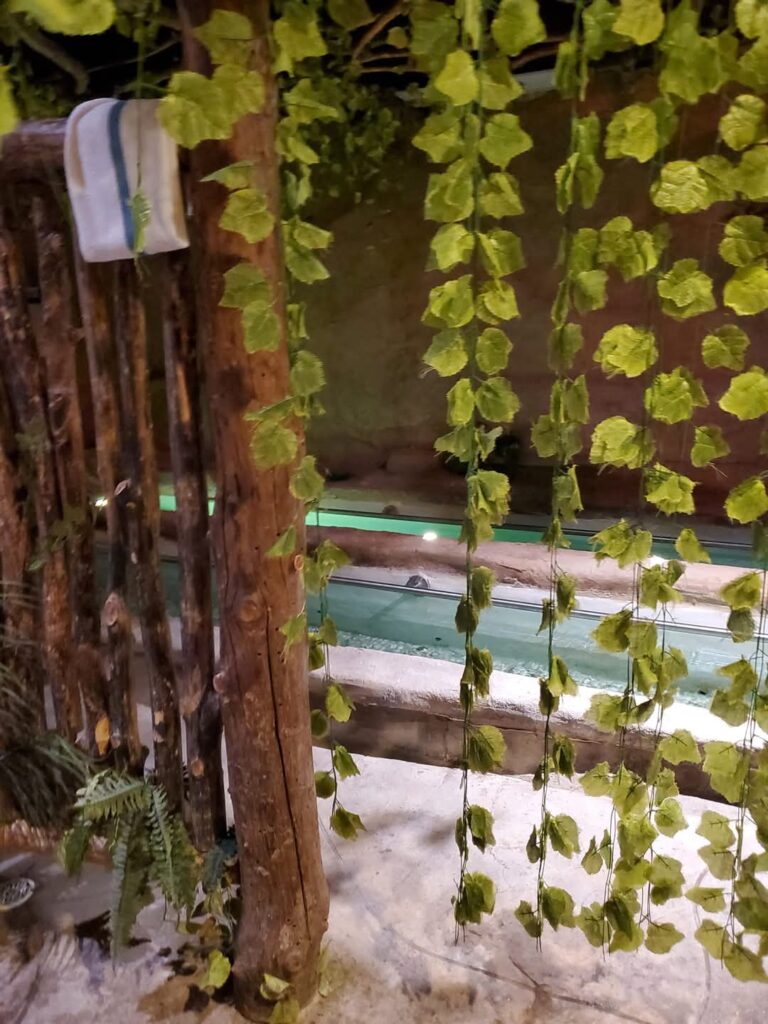 Living Shore Spa is a hydrotherapy spa which is located inside of Living Water Resort in Collingwood, Ontario