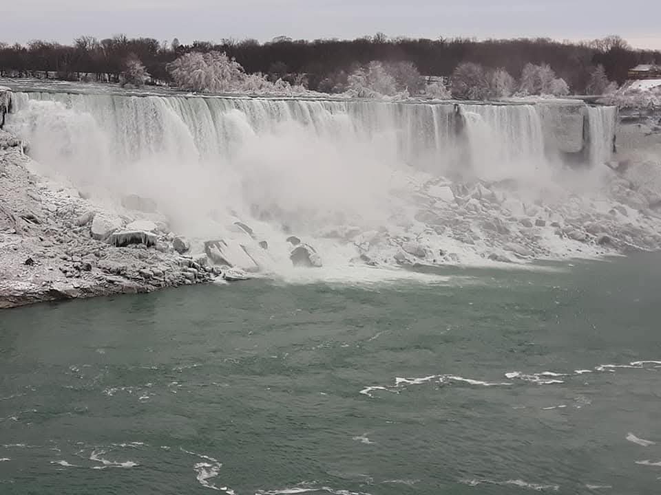 The crackling ice of the Americal side of Niagara Falls