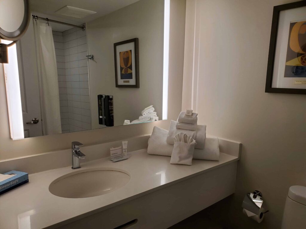 Bathroom at the Living Stone Resort was stocked with lots of towels, shampoo, conditioner, and body wash