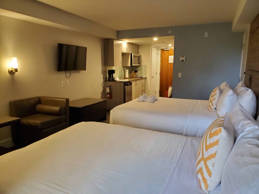 My large room, with 2 queen beds, and a large kitchen at Living Stone Golf Resort