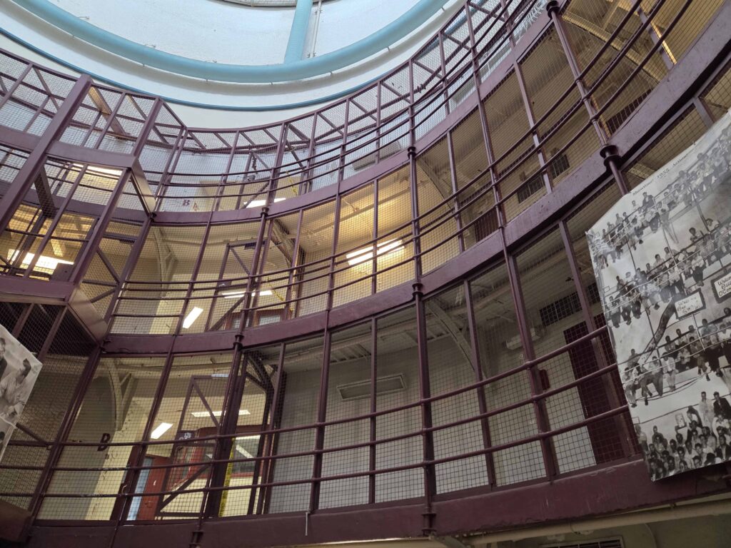 main prisoners cell block is 3 floors high