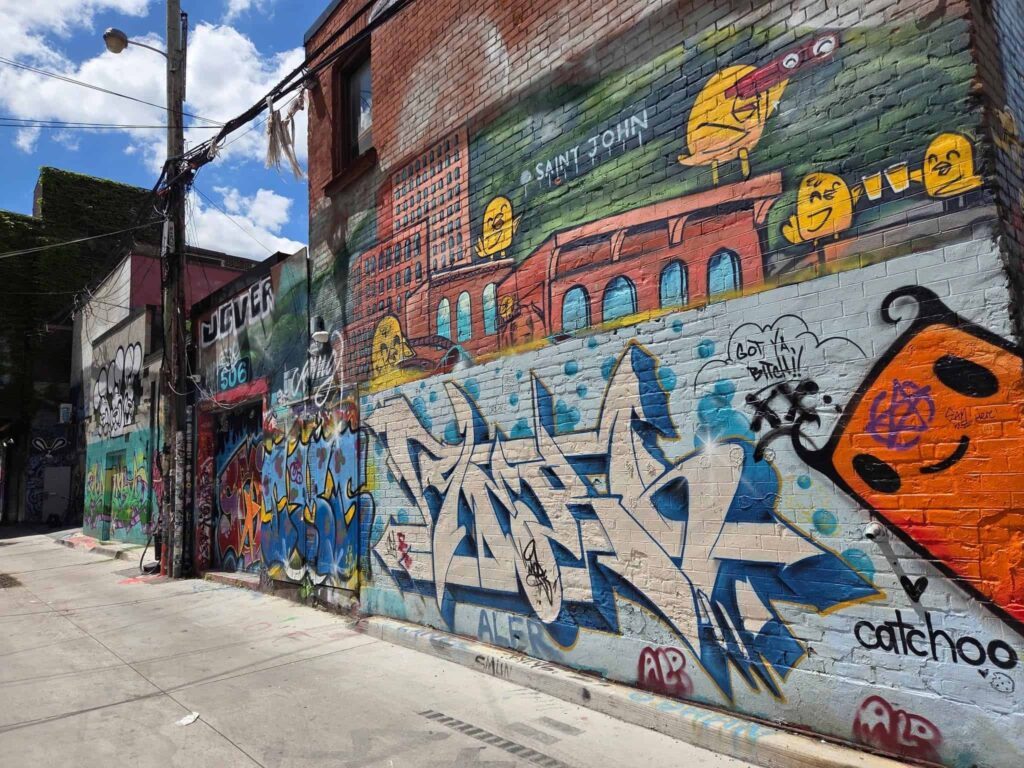 Teenagers will love Graffiti Alley an instagram worthy visit when visiting Toronto for the 1st time