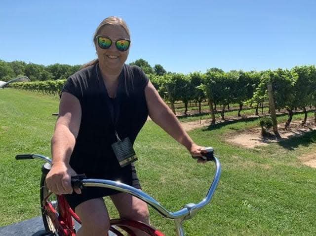 Having fun at an Ontario winery on a day trip to the Niagara wine region
